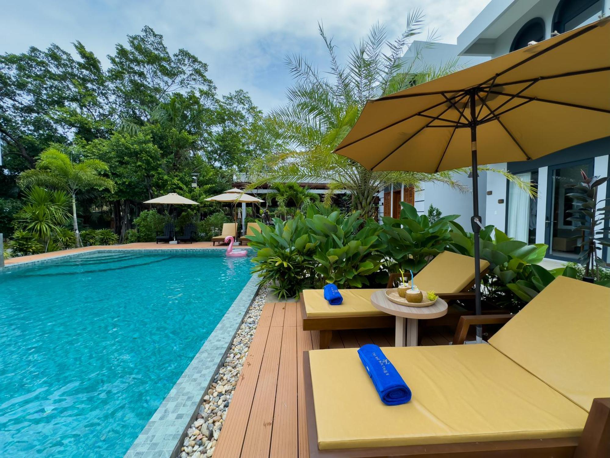 The R&B Boutique Hotel Kampot Buitenkant foto