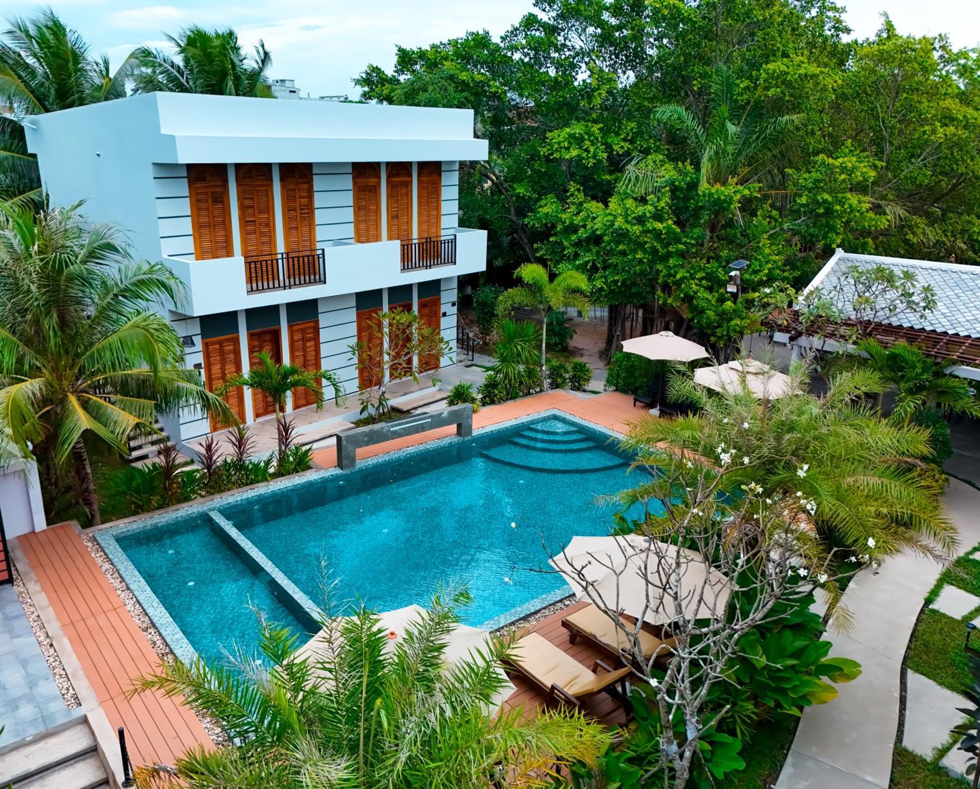 The R&B Boutique Hotel Kampot Buitenkant foto